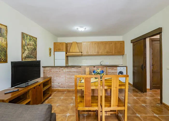 Cubo's La Deseada Nyaraló *